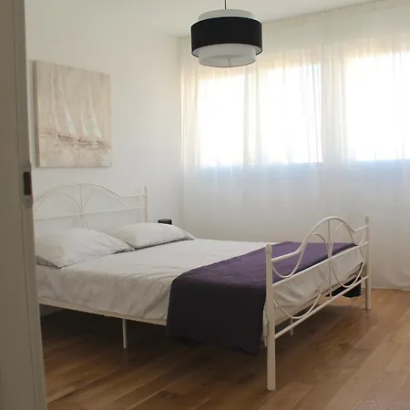 Apartamento Lucija *